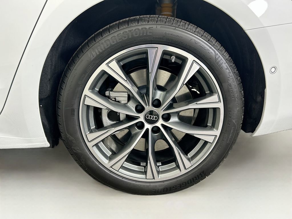 Used 2026 Audi A6 Premium Plus w/ Premium Plus Package AWD/4WD image 32