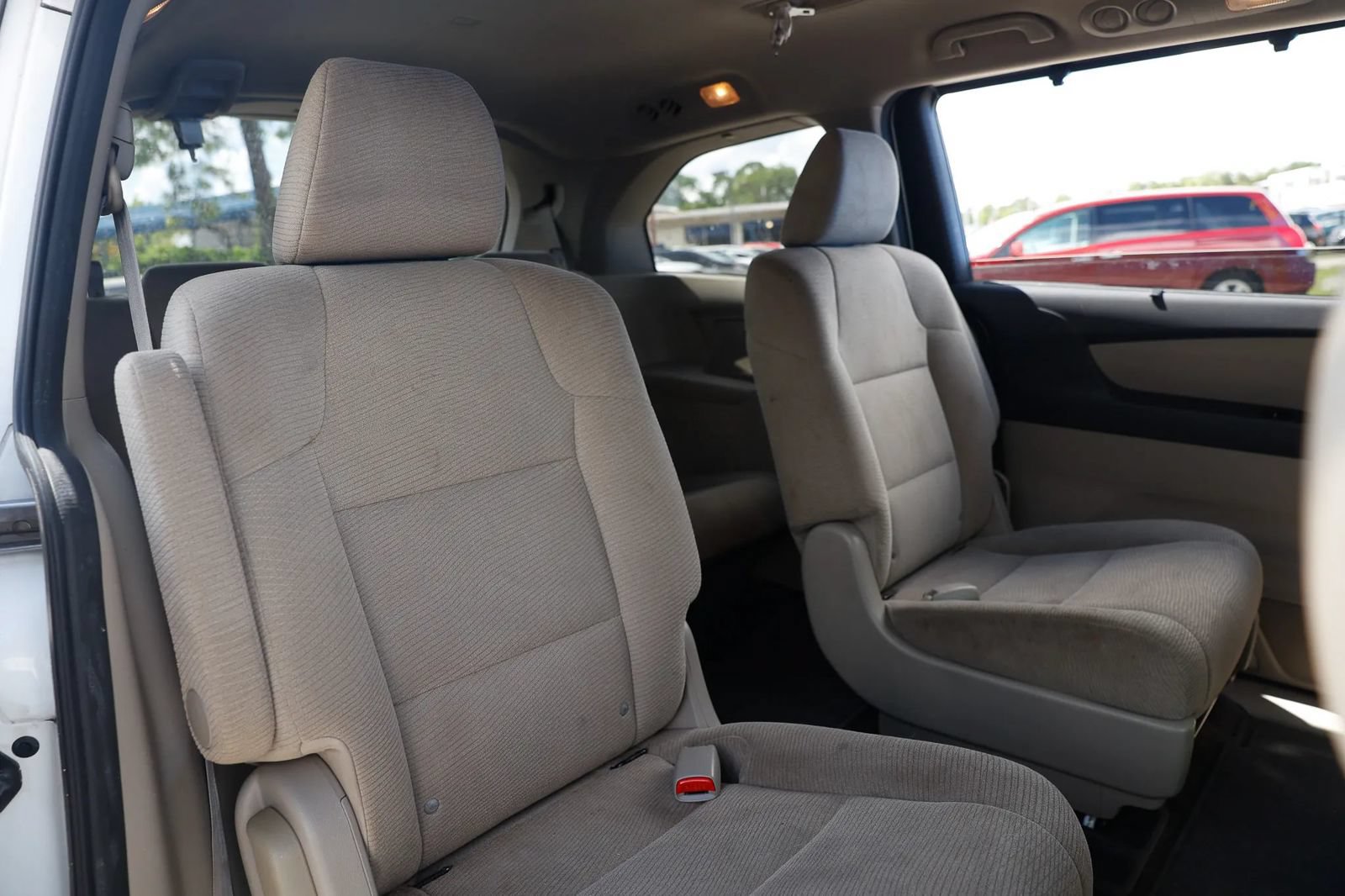 Used 2012 Honda Odyssey EX image 24