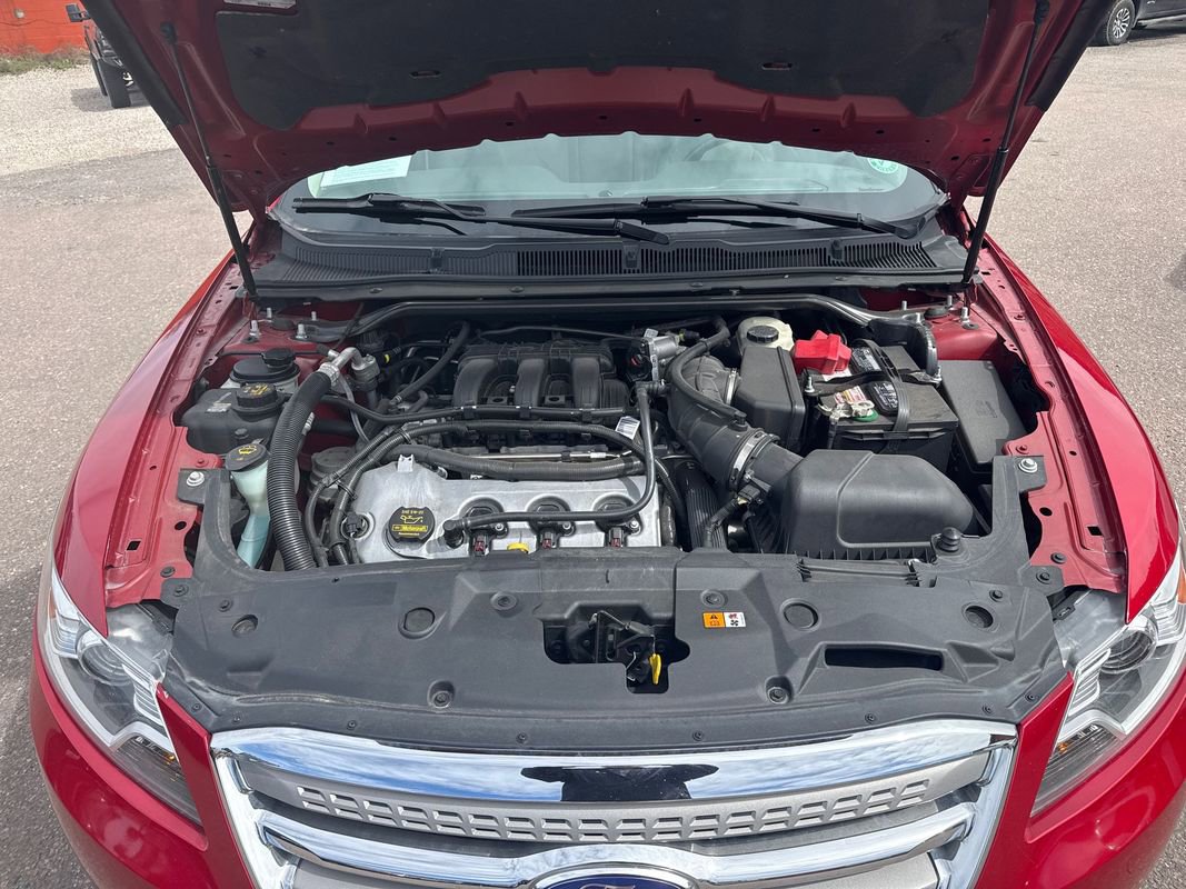 Used 2012 Ford Taurus SEL image 19