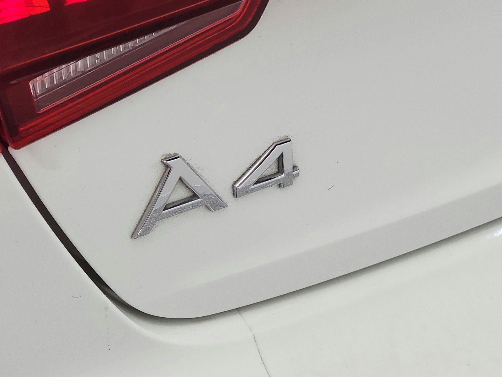 Used 2019 Audi A4 2.0T Premium Plus w/ Premium Plus Package image 17