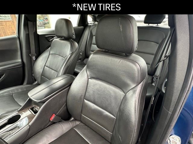 Used 2019 Chevrolet Malibu Premier image 2