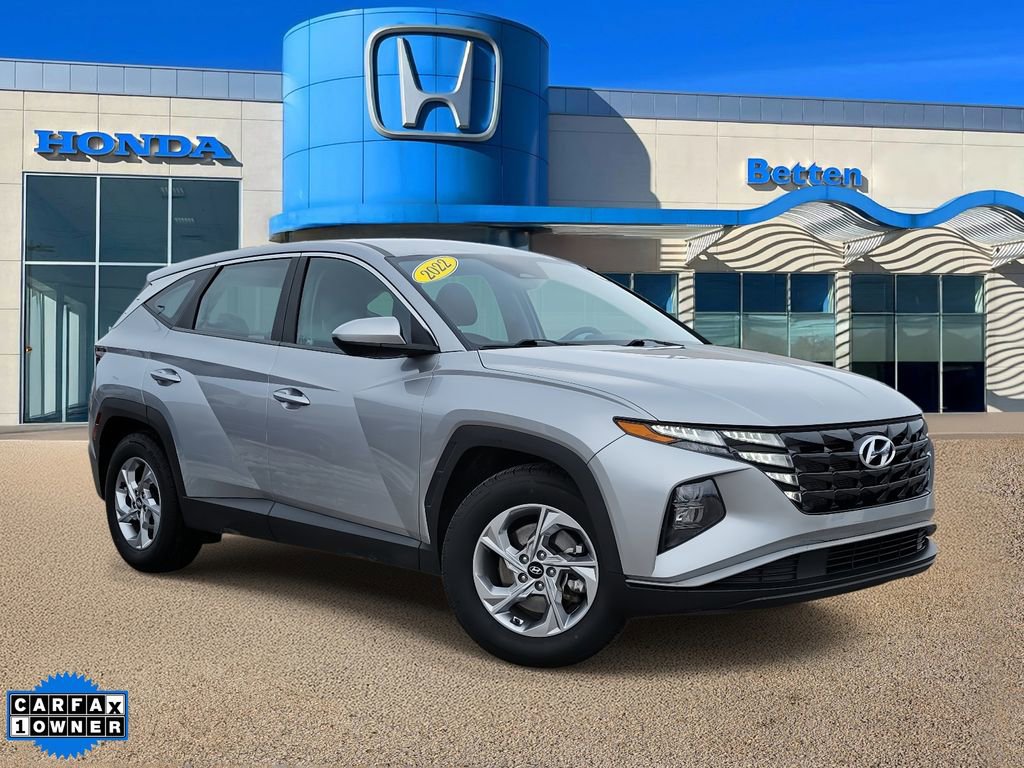 Used 2022 Hyundai Tucson SE image 1