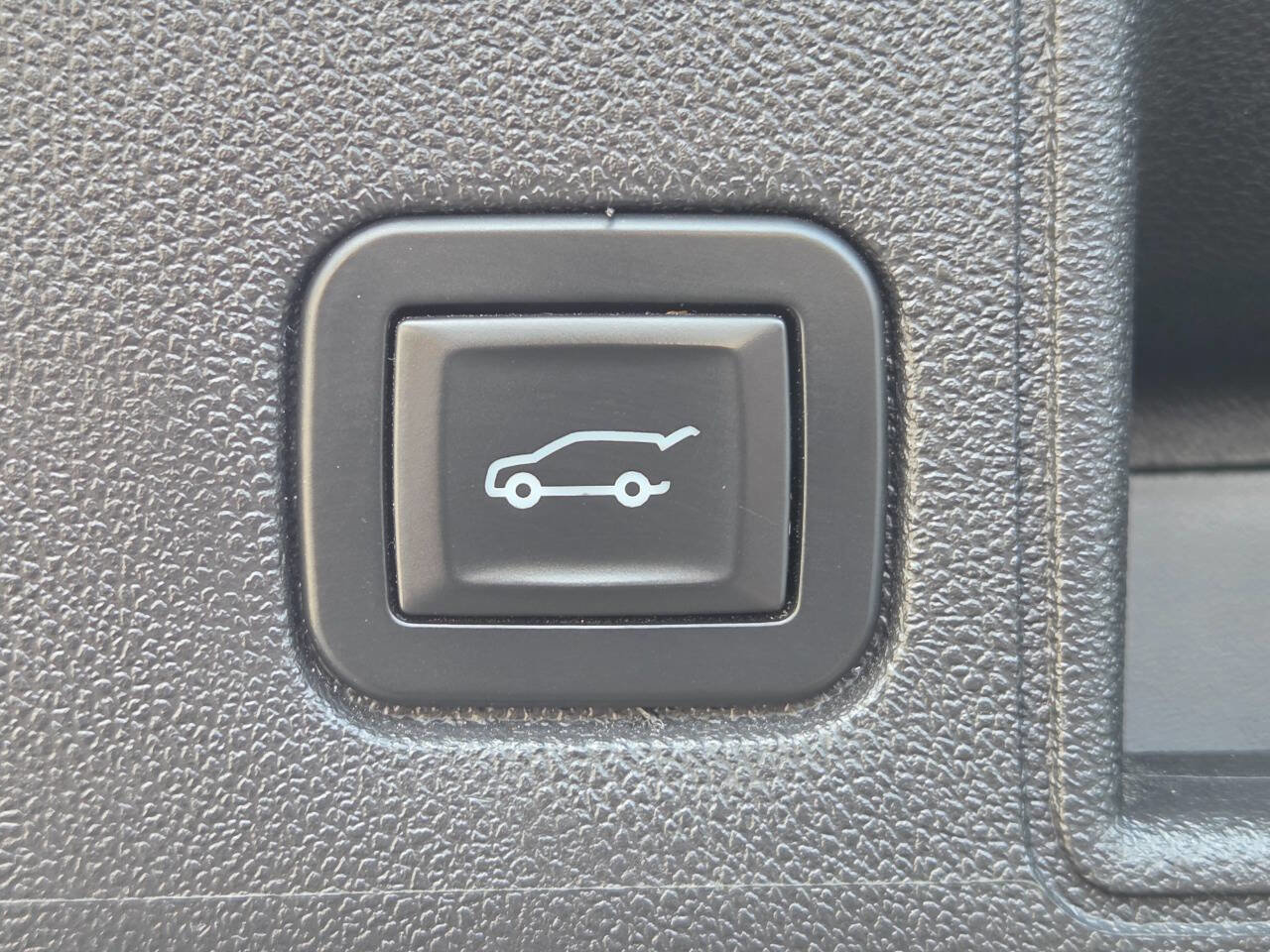 Used 2019 GMC Terrain SLE image 19