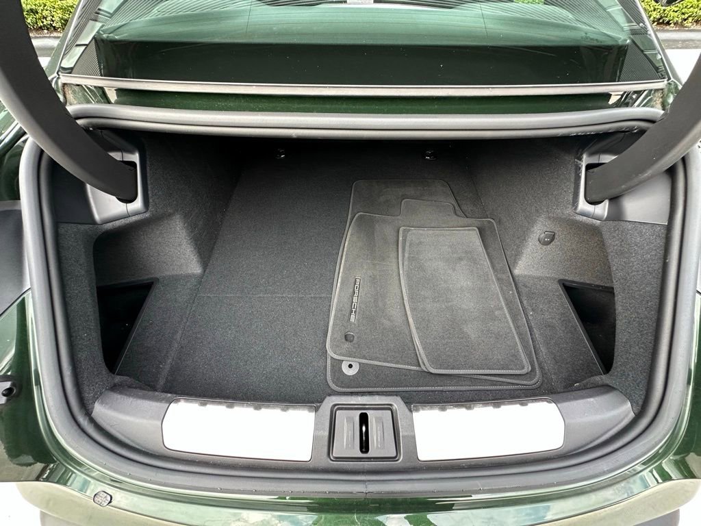 Used 2025 Porsche Taycan 4S image 37