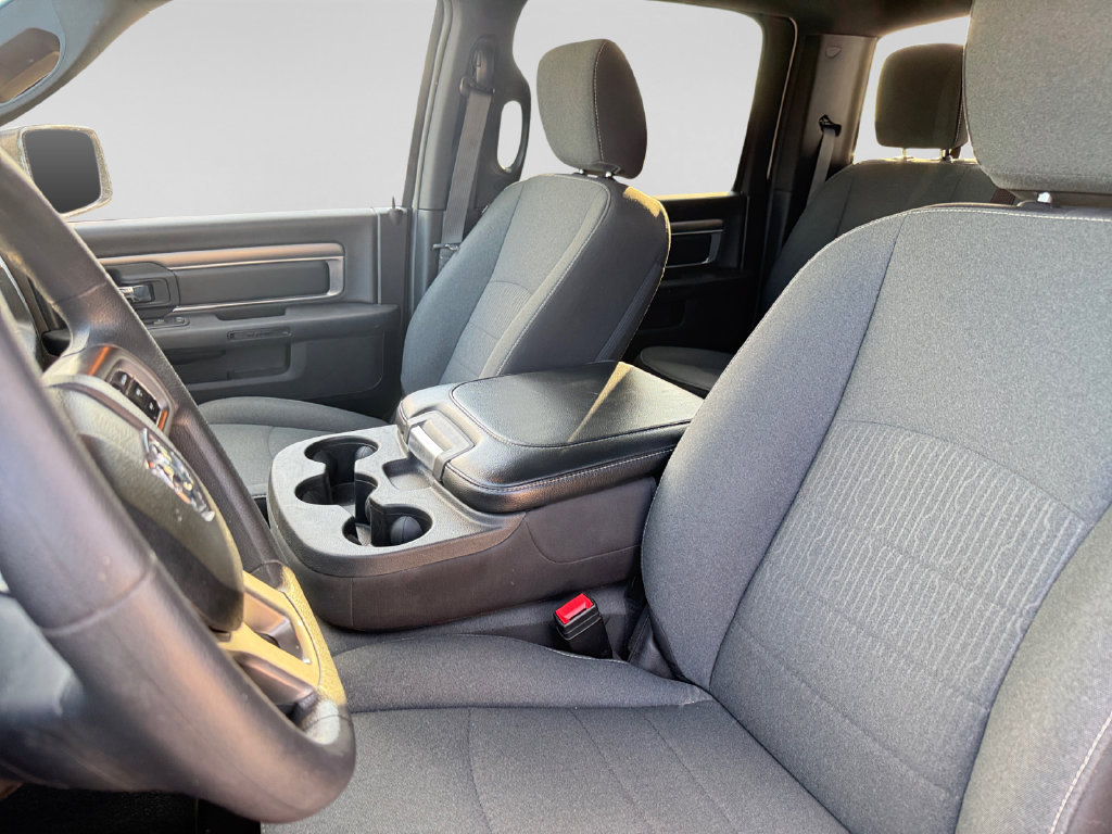 Used 2024 RAM 1500 Warlock AWD/4WD image 21