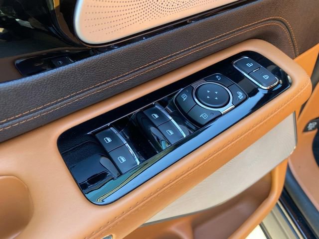 Certified 2023 Lincoln Aviator Black Label w/ Class IV Trailer Tow Package AWD/4WD image 13