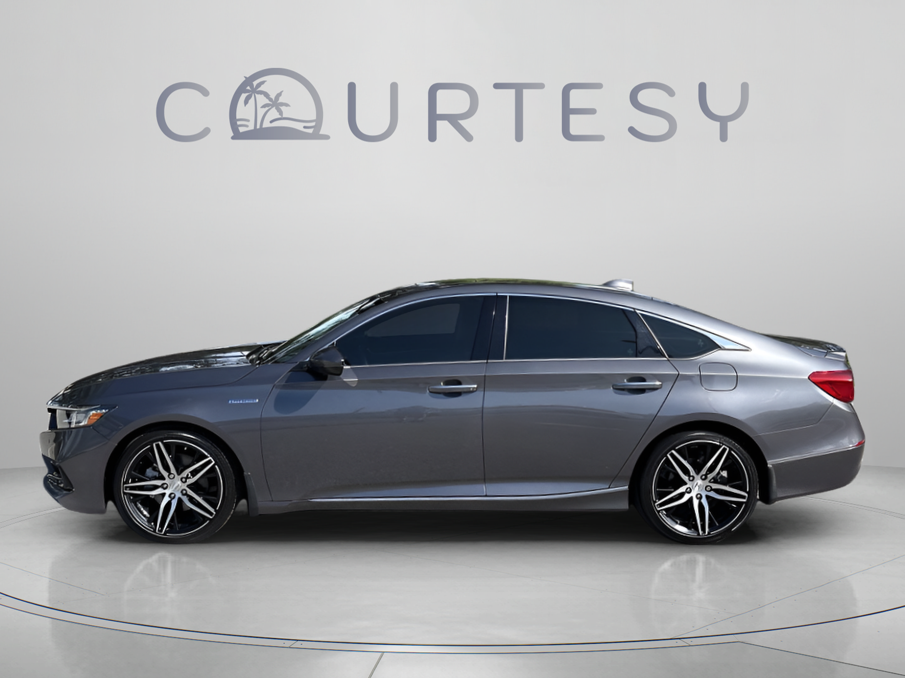 Used 2022 Honda Accord Touring image 4