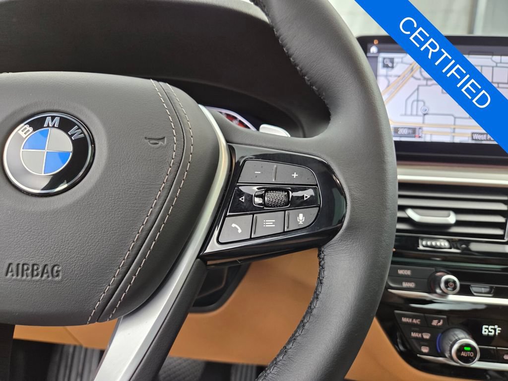 Used 2023 BMW 540i w/ Premium Package RWD image 37