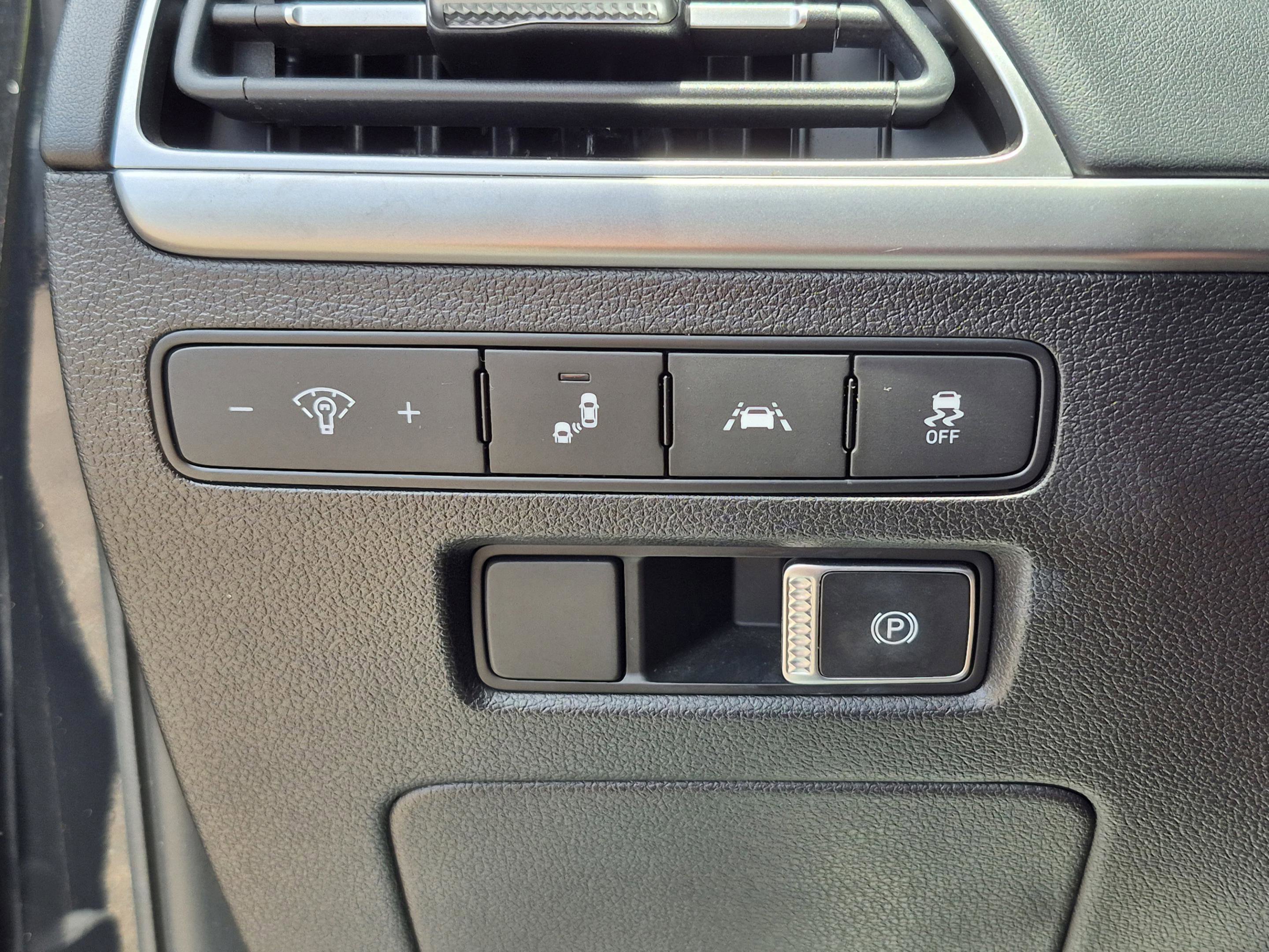 Used 2021 Hyundai Palisade SEL FWD image 28