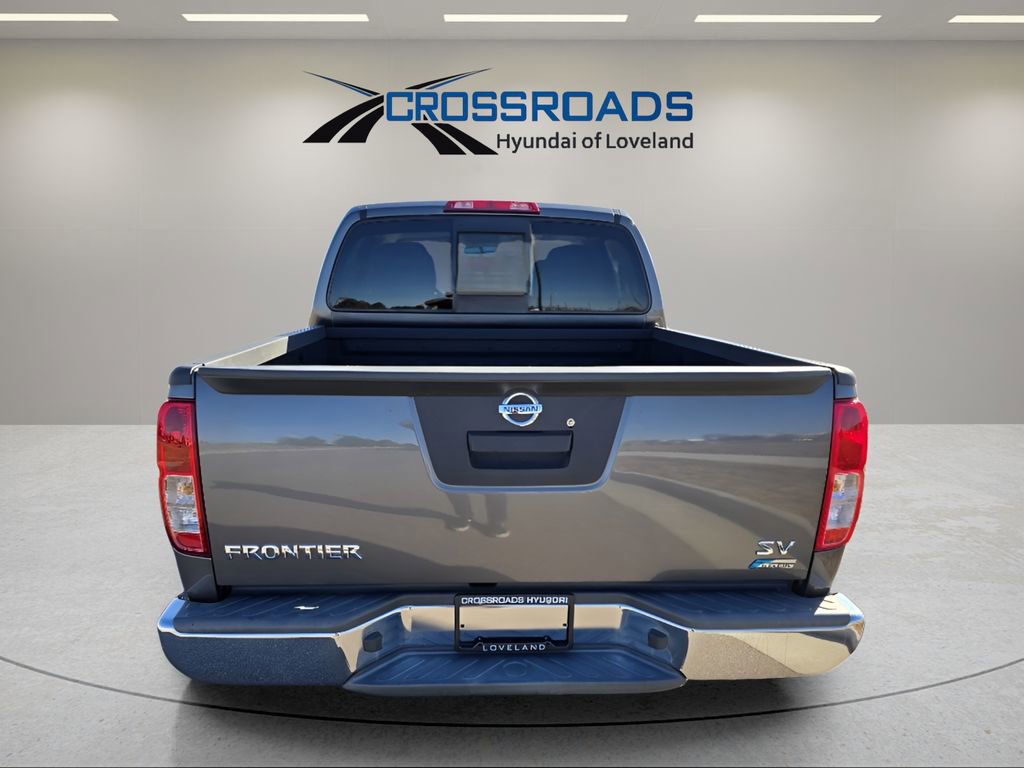 Used 2017 Nissan Frontier SV image 4