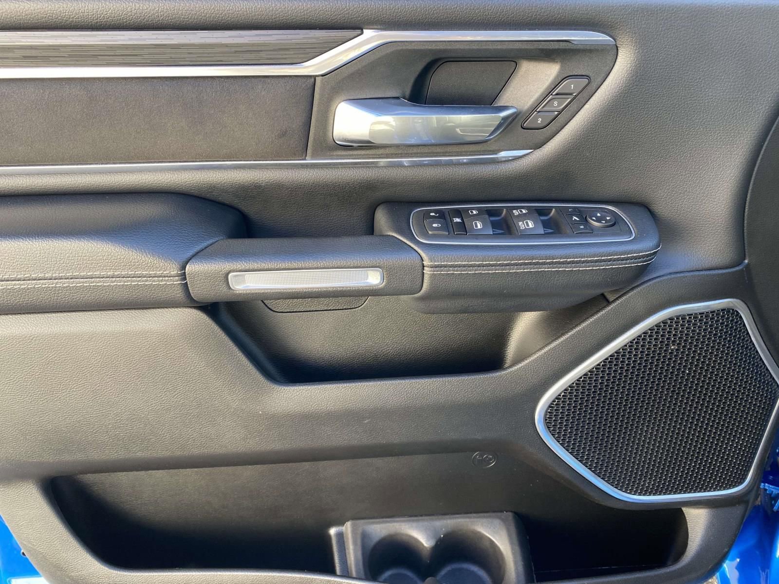 Used 2023 RAM 1500 Laramie AWD/4WD image 17