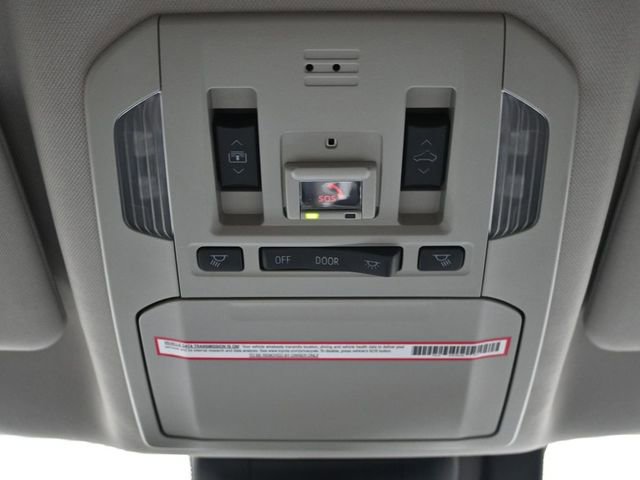 Used 2023 Toyota Highlander Platinum FWD image 15