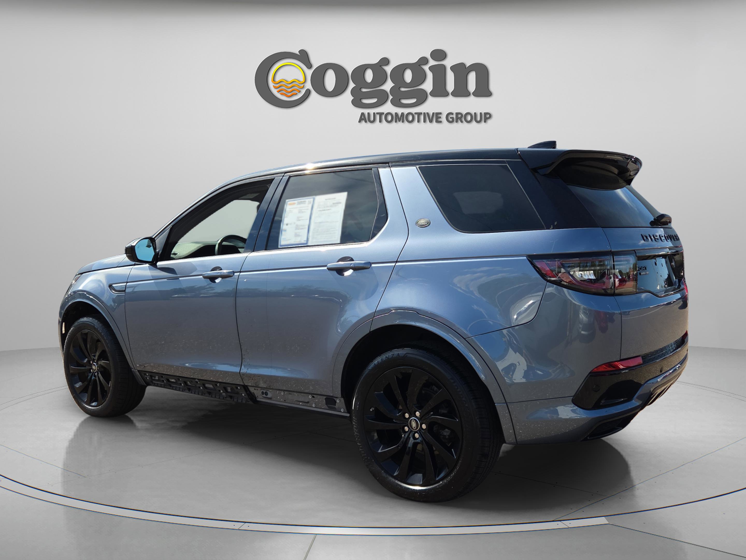 Used 2020 Land Rover Discovery Sport SE R-Dynamic image 3