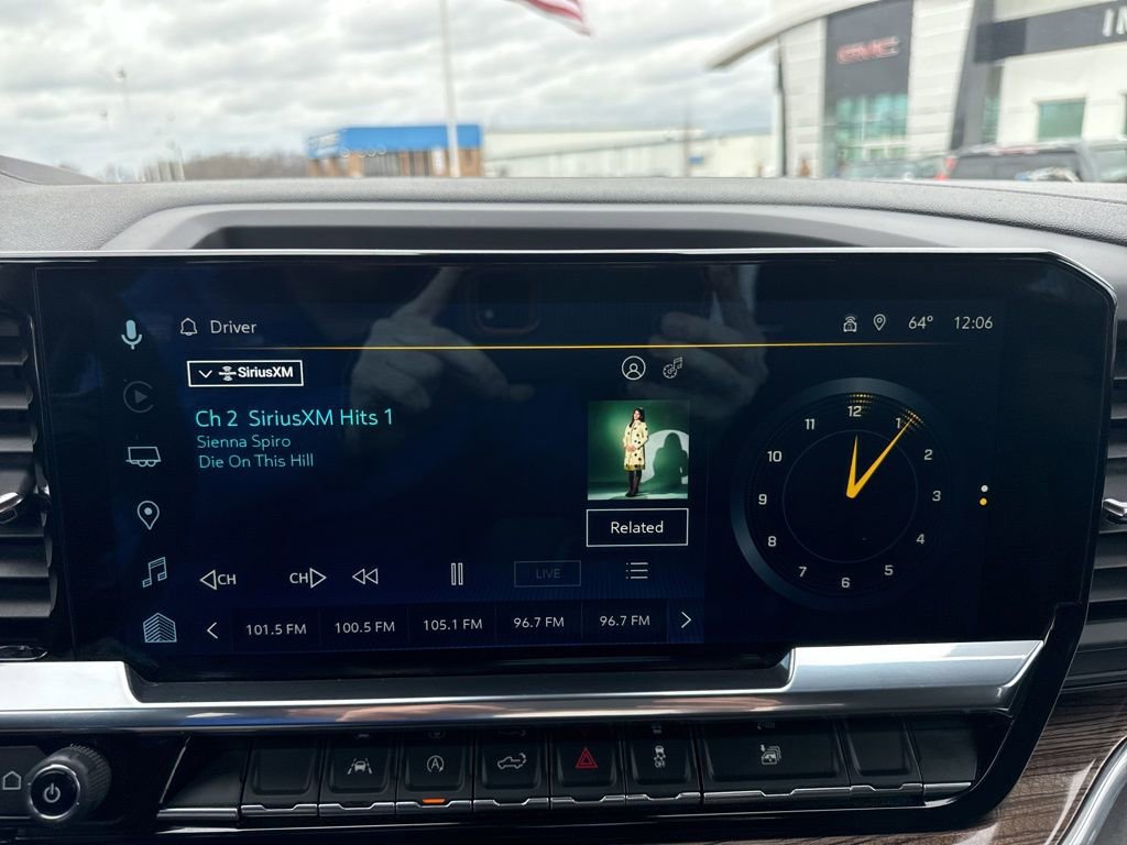 Used 2025 Chevrolet Silverado 1500 LT image 18