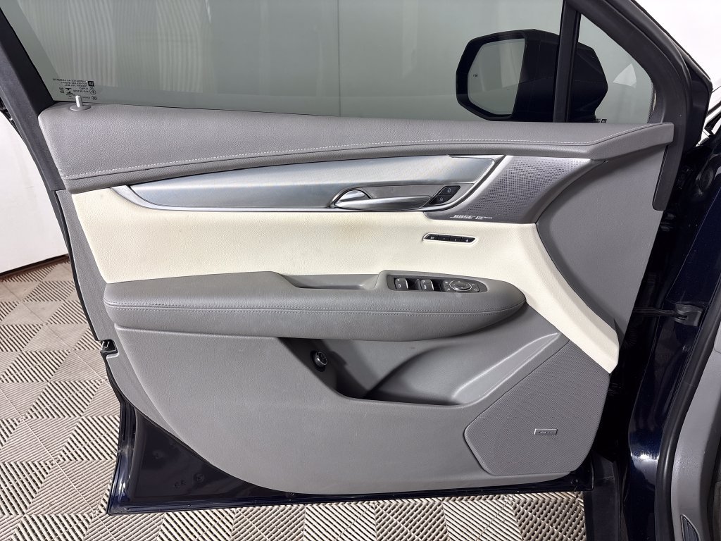 Used 2021 Cadillac XT5 Premium Luxury FWD image 15