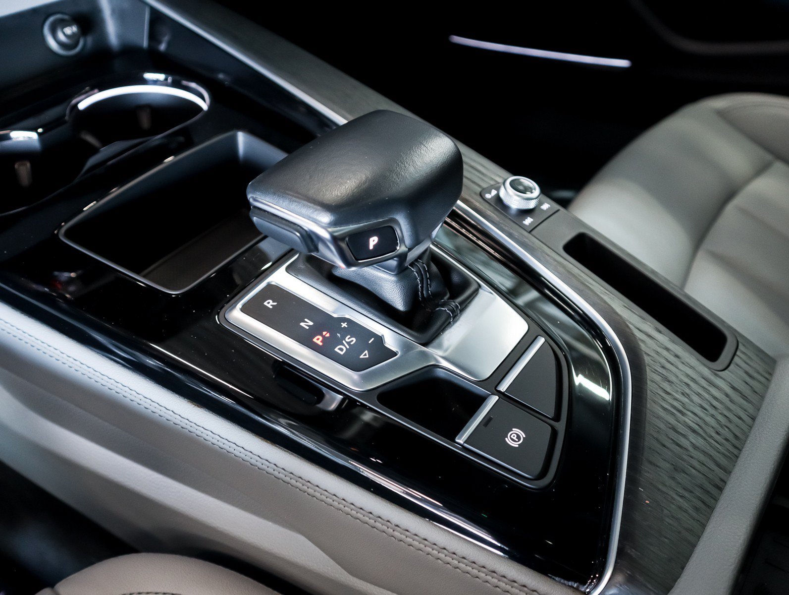 Used 2023 Audi A5 2.0T Premium Plus w/ Premium Plus AWD/4WD image 24