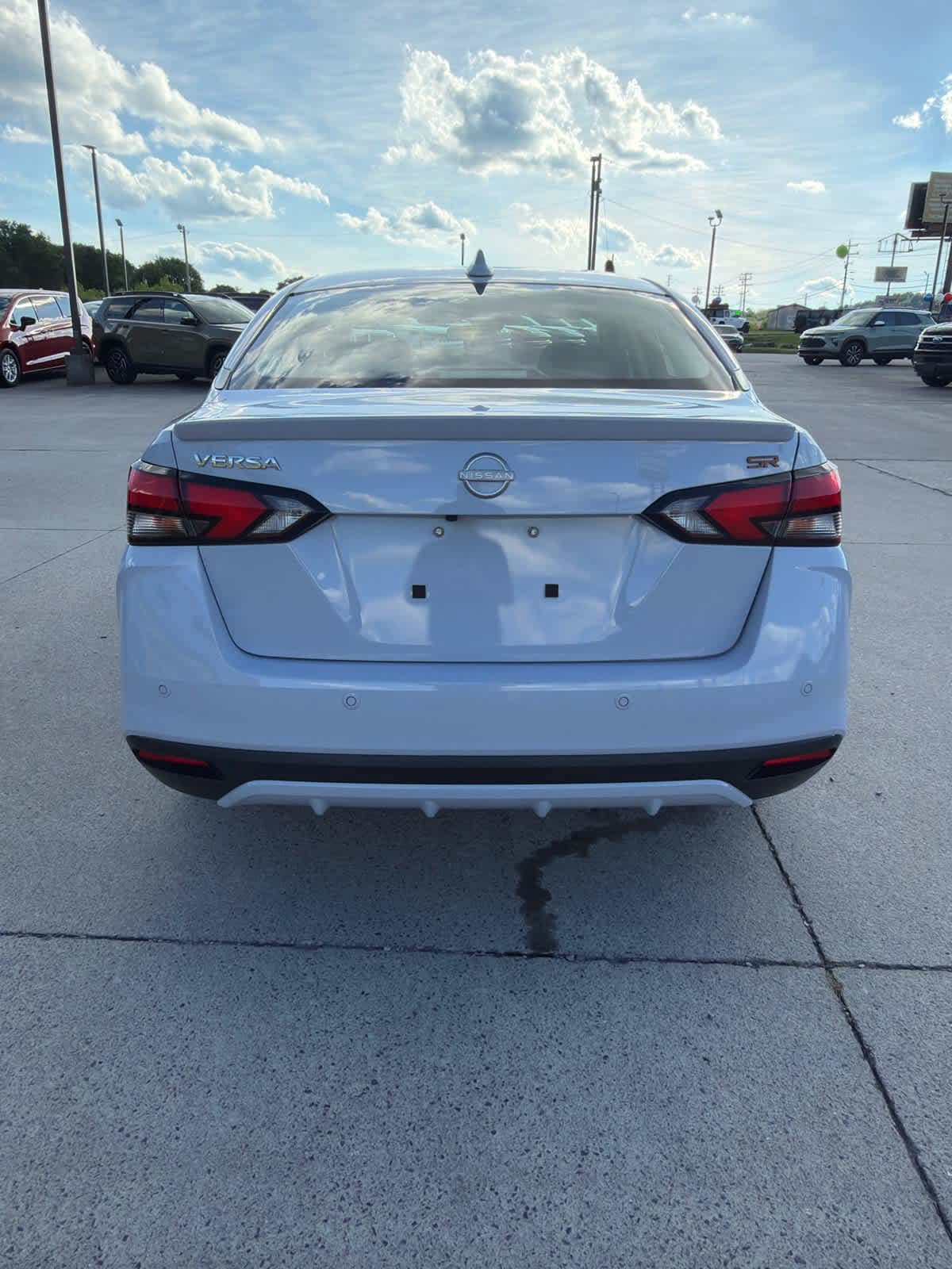 Used 2024 Nissan Versa SR w/ Trunk Package FWD image 9