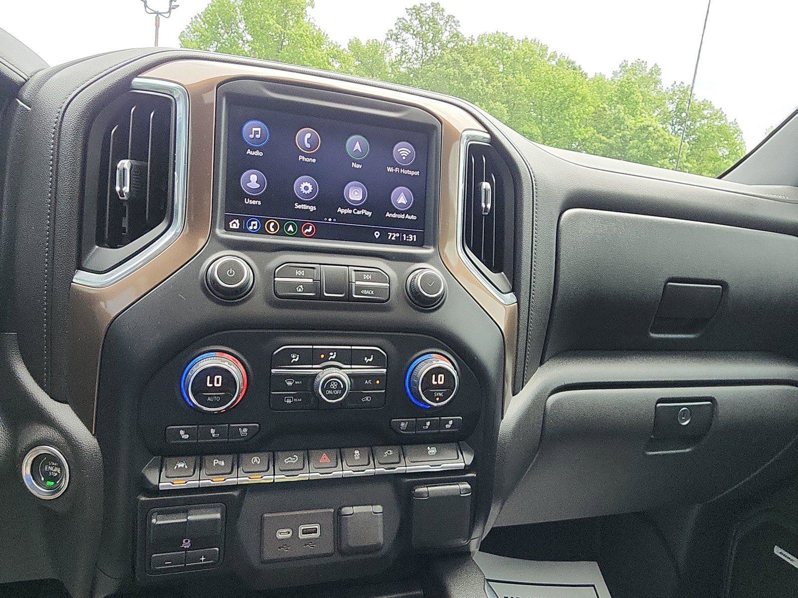 Used 2019 Chevrolet Silverado 1500 High Country w/ Technology Package AWD/4WD image 17