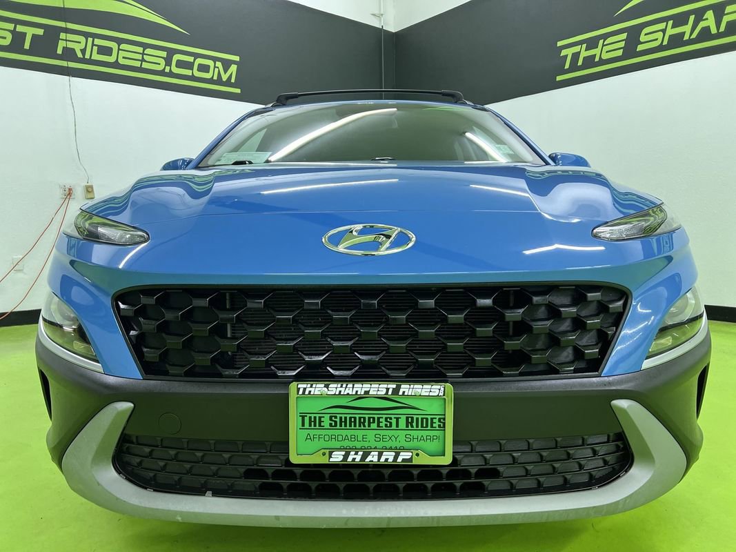 Used 2022 Hyundai Kona SEL w/ Convenience Package FWD image 3
