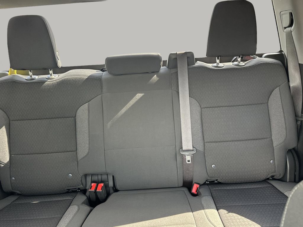 Used 2024 Chevrolet Silverado 1500 Custom image 11
