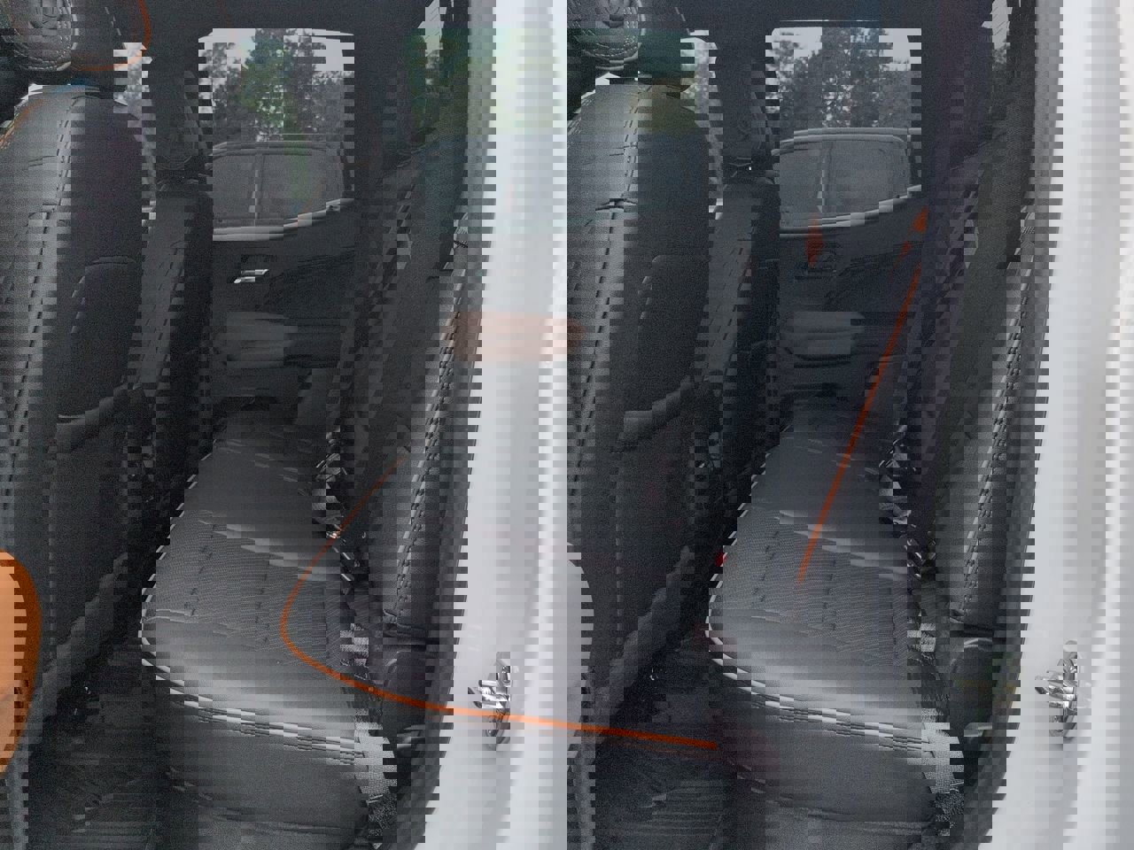 Certified 2025 GMC Canyon AT4 w/ AT4 Premium Package image 21