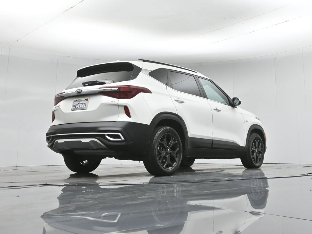 Used 2021 Kia Seltos EX image 47