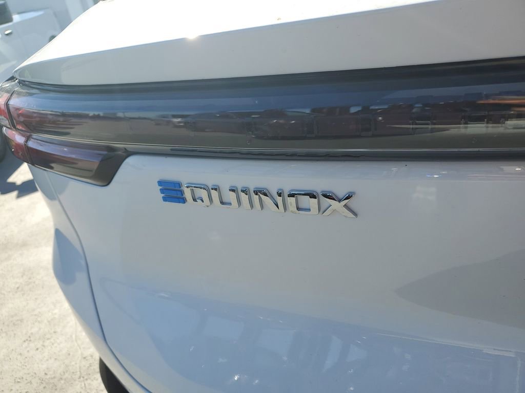 New 2026 Chevrolet Equinox EV LT image 7