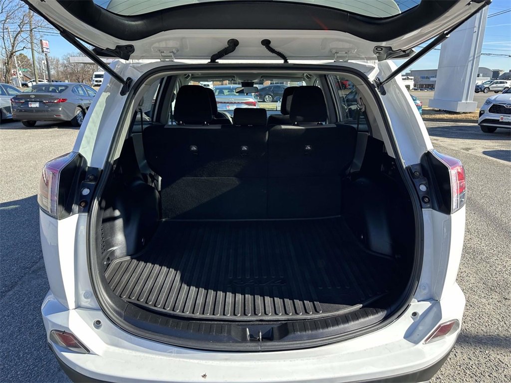 Certified 2018 Toyota RAV4 XLE image 16