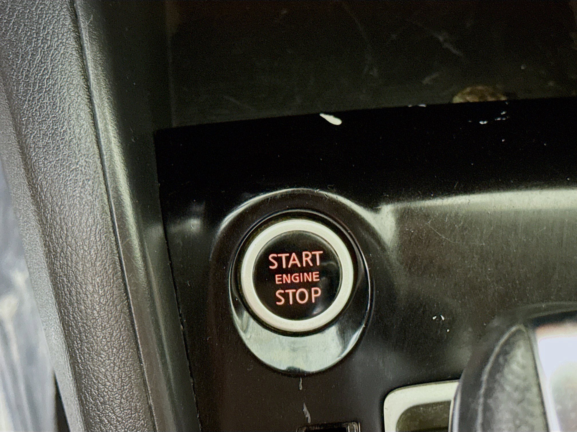 Used 2020 Nissan Versa SV image 21