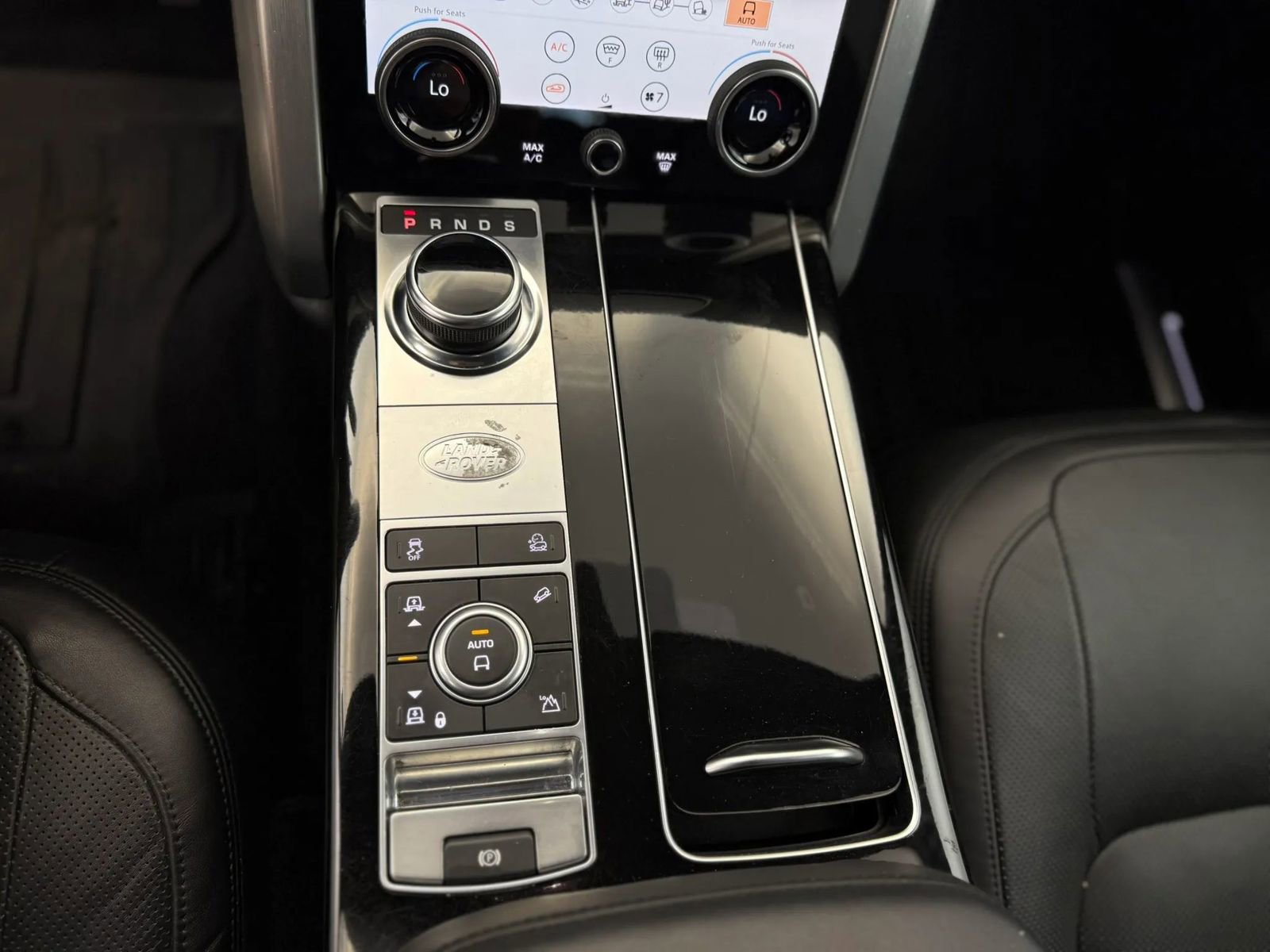 Used 2020 Land Rover Range Rover HSE image 20