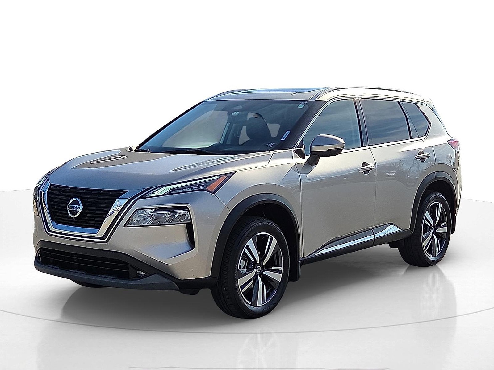 Used 2021 Nissan Rogue SL image 2