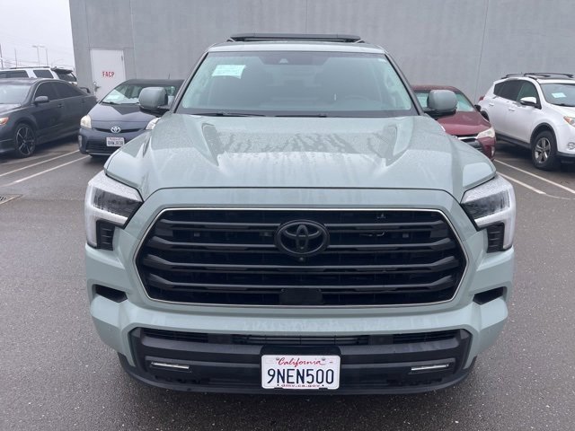 Used 2024 Toyota Sequoia SR5 video 2