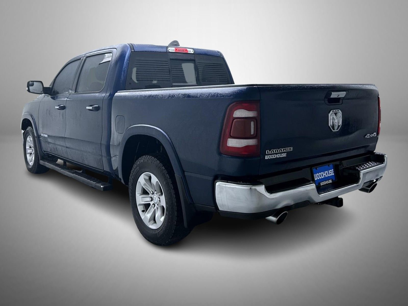 Used 2020 RAM 1500 Laramie AWD/4WD image 7