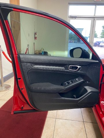 Used 2023 Honda Civic Sport image 7