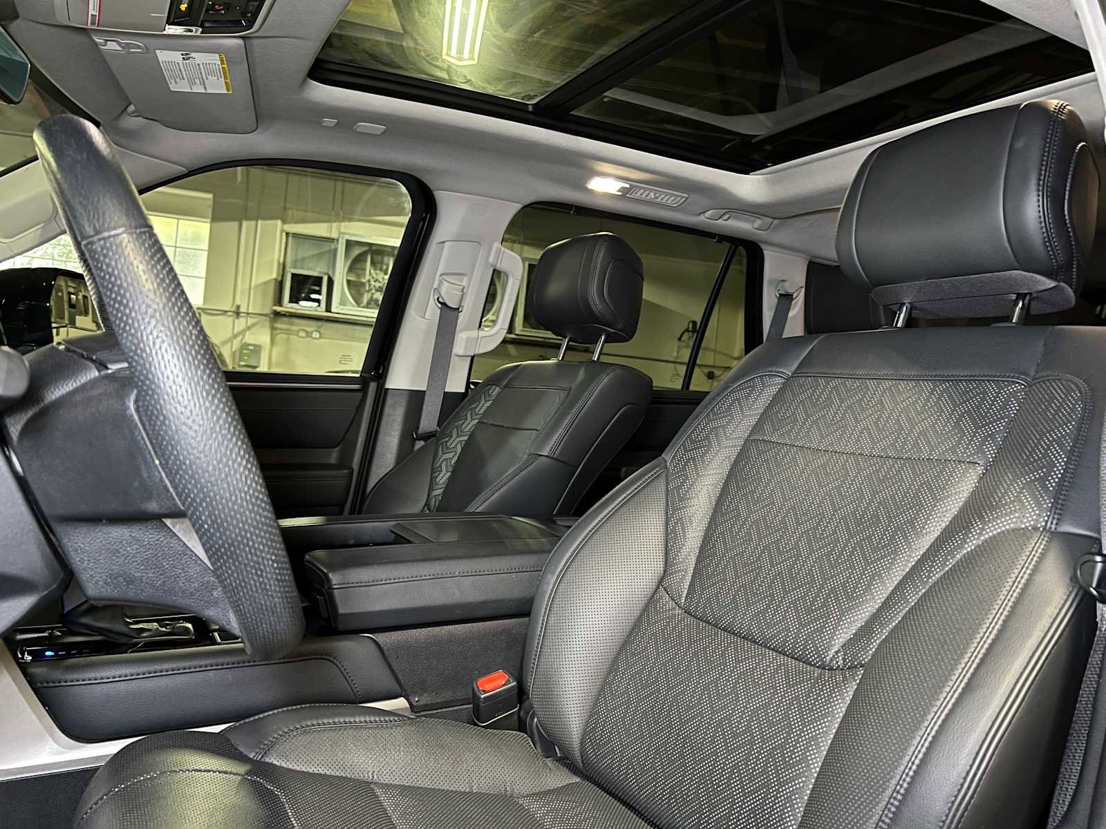 Used 2023 Toyota Sequoia Limited image 26