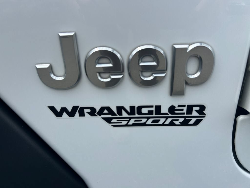 Used 2018 Jeep Wrangler Sport AWD/4WD image 35