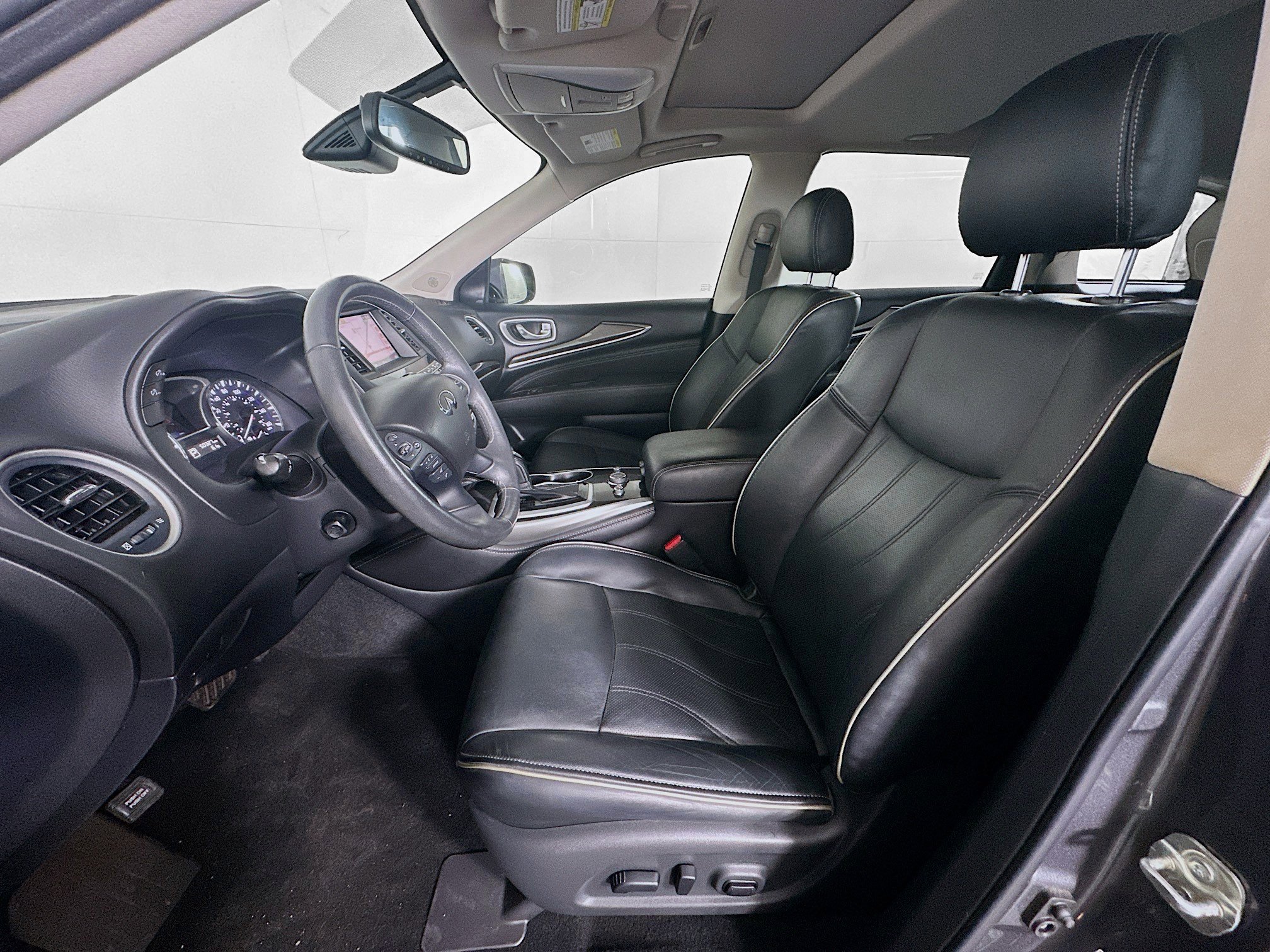 Used 2019 INFINITI QX60 Luxe w/ Essential Package FWD image 13