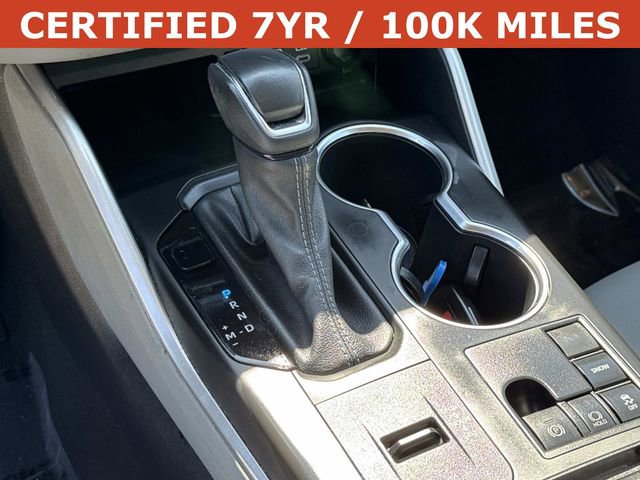 Used 2023 Toyota Highlander XLE FWD image 23