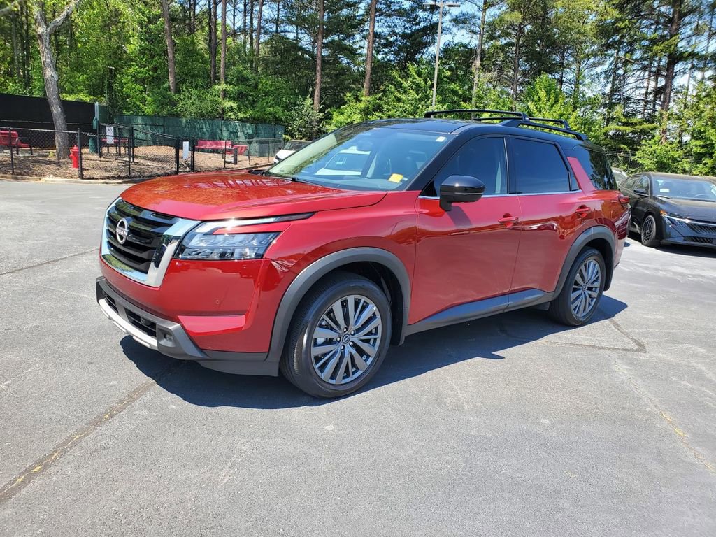 Certified 2025 Nissan Pathfinder SL w/ SL Premium Package FWD image 9
