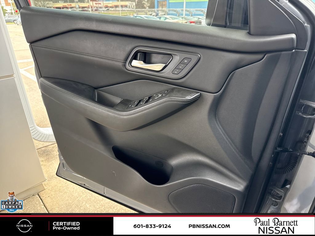 Certified 2024 Nissan Rogue SL w/ SL Premium Package image 22