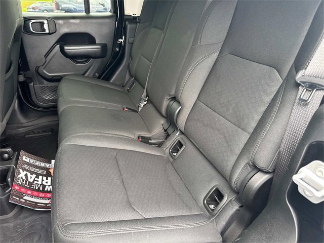 Used 2022 Jeep Gladiator Sport image 16