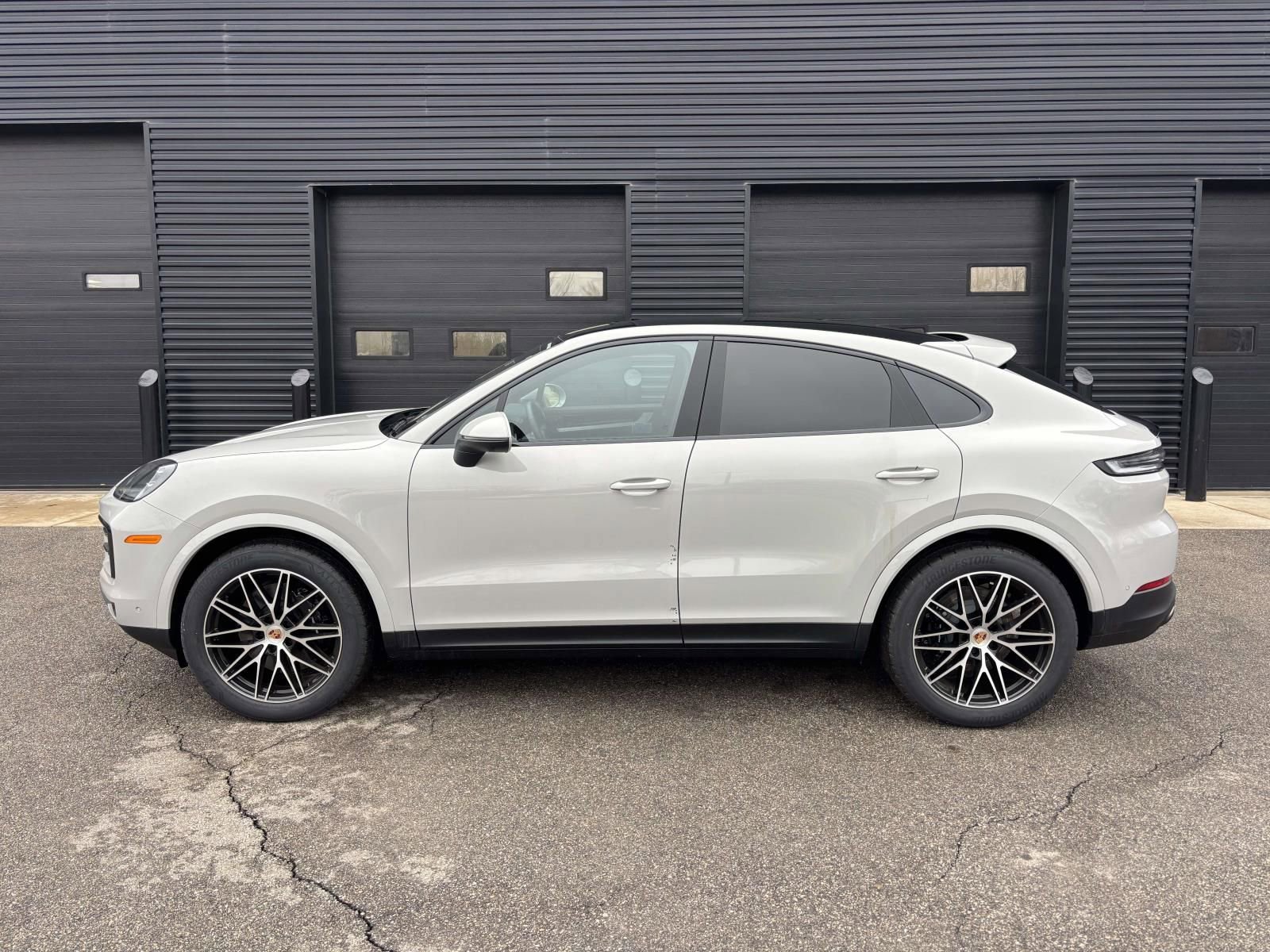 New 2026 Porsche Cayenne Coupe image 2
