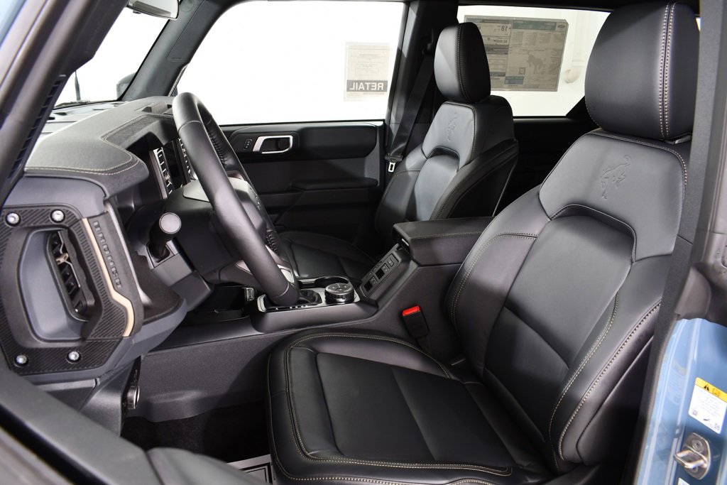 New 2025 Ford Bronco Badlands image 6