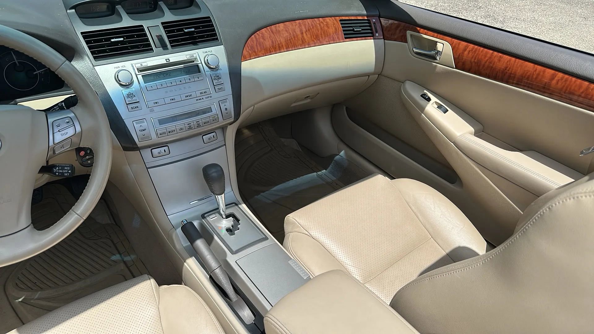 Used 2008 Toyota Solara SE FWD image 14