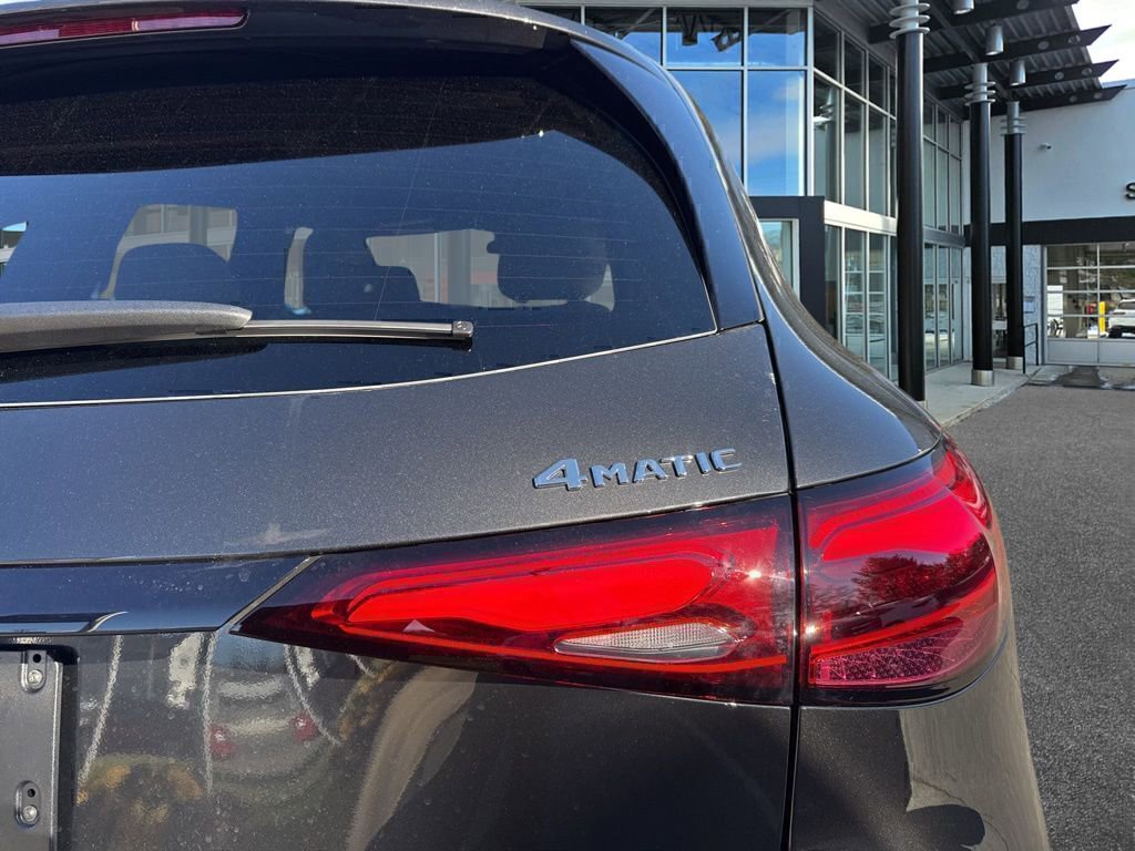 New 2026 Mercedes-Benz GLC 300 4MATIC image 8