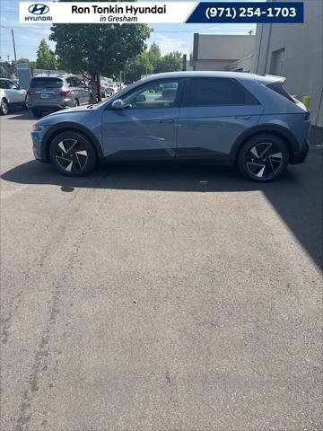 New 2025 Hyundai Ioniq 5 SE