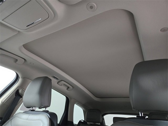 New 2026 Lincoln Corsair Reserve w/ Jet Appearance Package image 8