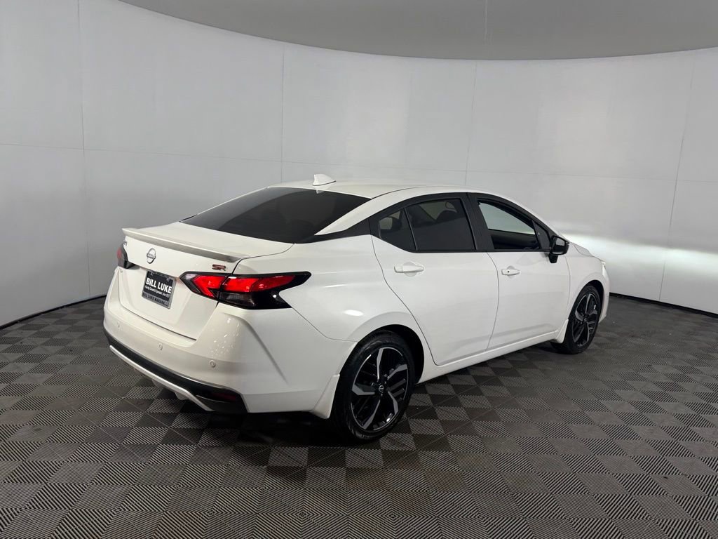 Used 2025 Nissan Versa SR w/ Trunk Package image 8