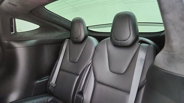 Used 2022 Tesla Model X image 29