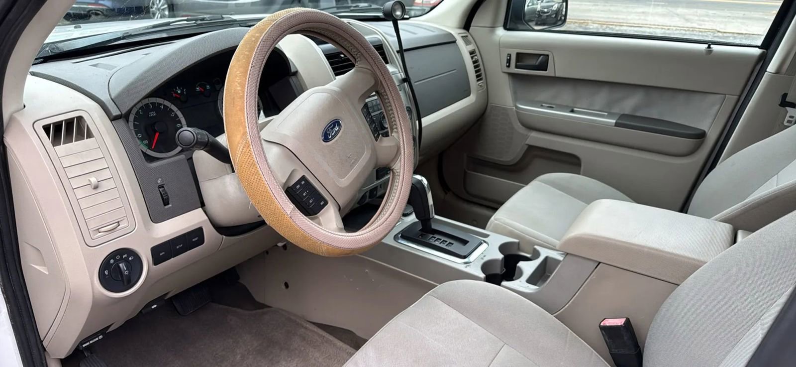 Used 2010 Ford Escape 2WD Hybrid image 10